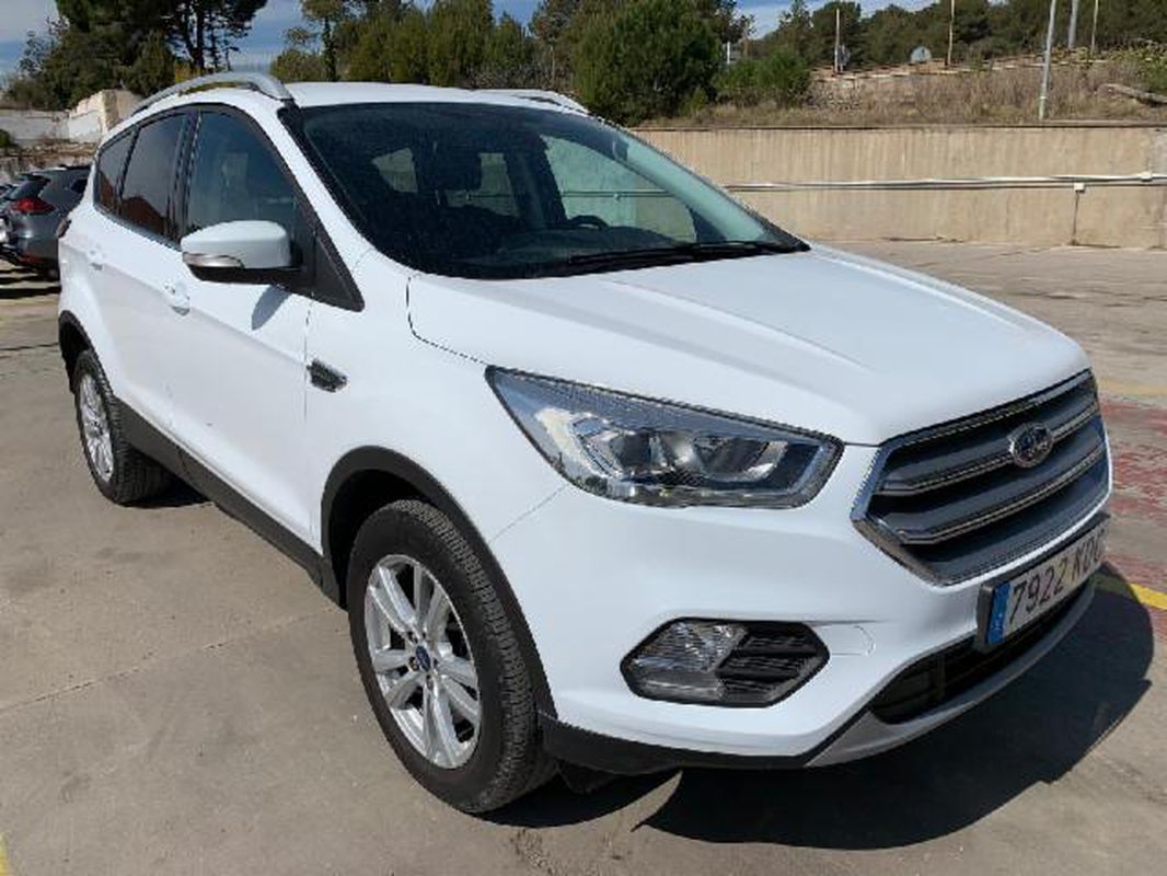 FORD KUGA 1.5 ECOBOOST 88KW TREND 2WD 120 5P Restrenacar